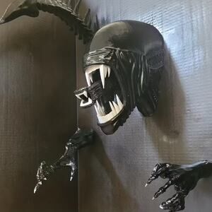 4Pcs 3D AVP Alien Xenomorph Monster Horror Wall Sculpture Wall Mount Decor Set